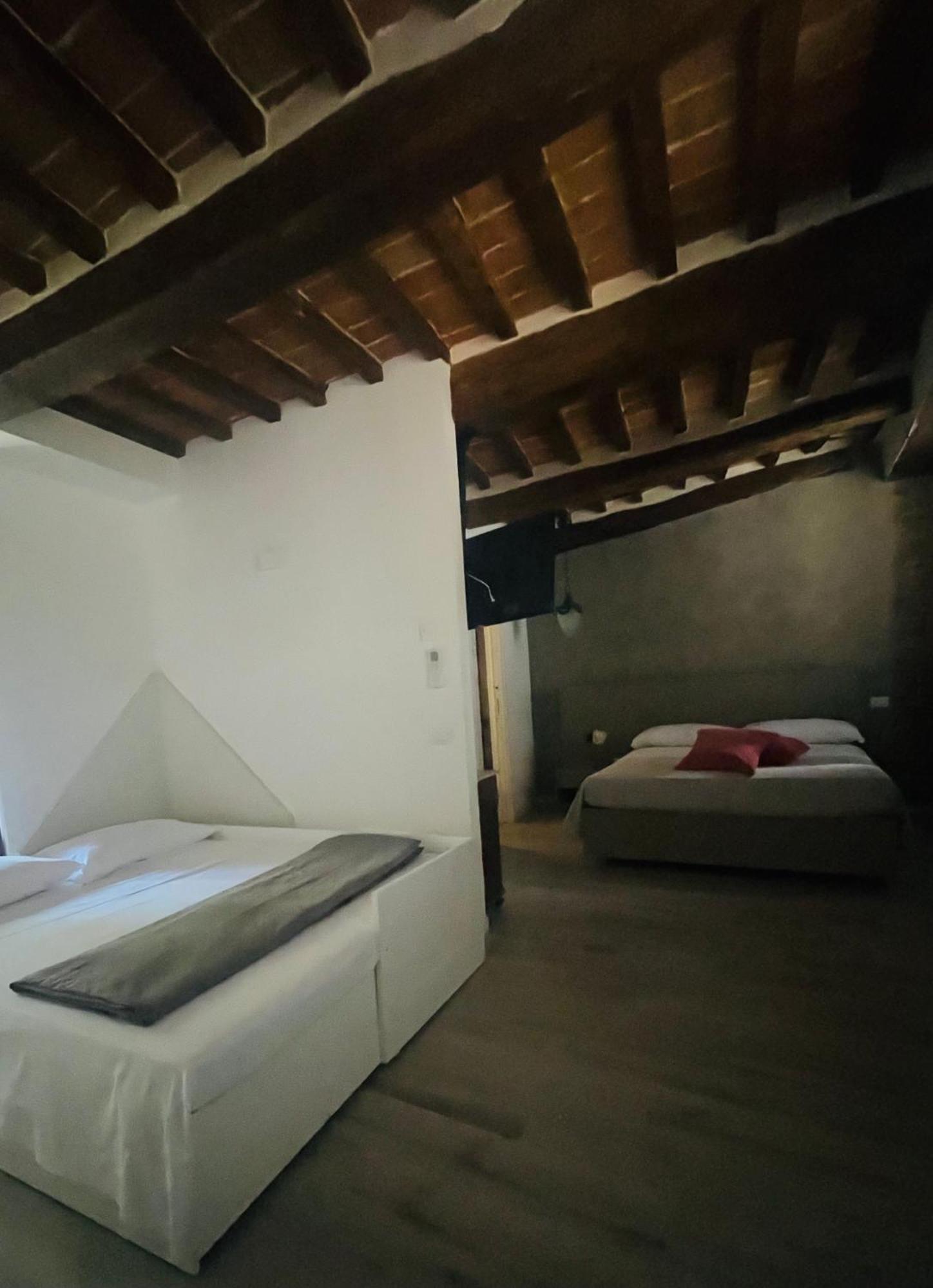 L'Inferno Di Dante Bed and Breakfast Gubbio Exteriör bild
