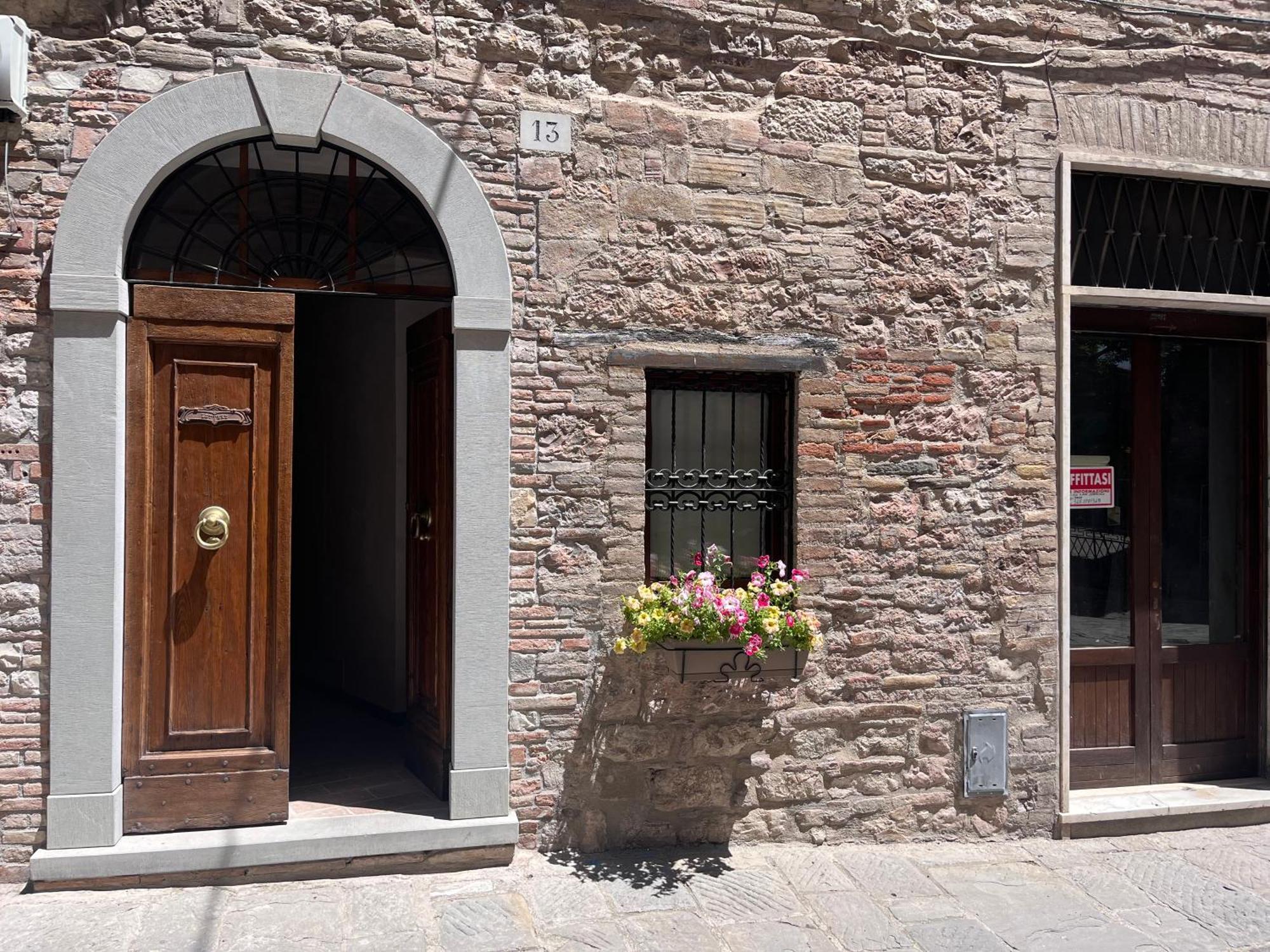 L'Inferno Di Dante Bed and Breakfast Gubbio Exteriör bild